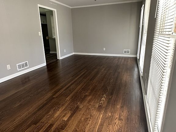 2nd image of 3625 Telstar Dr