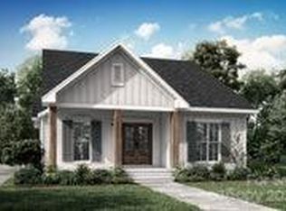 189 Lindsey Farm Dr, Flat Rock, NC 28731