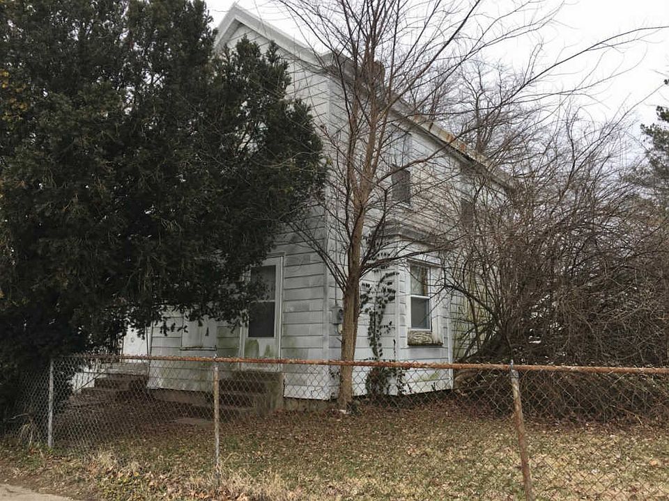 2nd image of 2046 2nd Ave