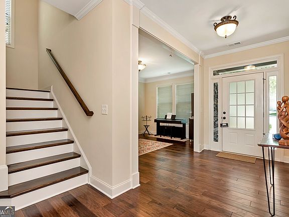 3rd image of 3990 Sweeting St
