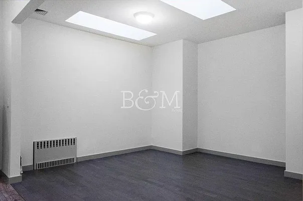 Rented by Brick&Mortar | media 16