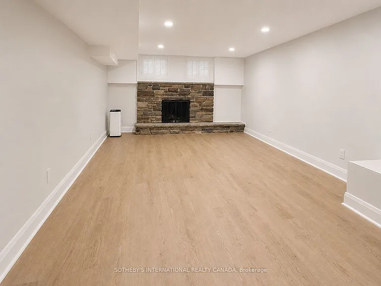 9 Lloydminster Cres — Photo 14