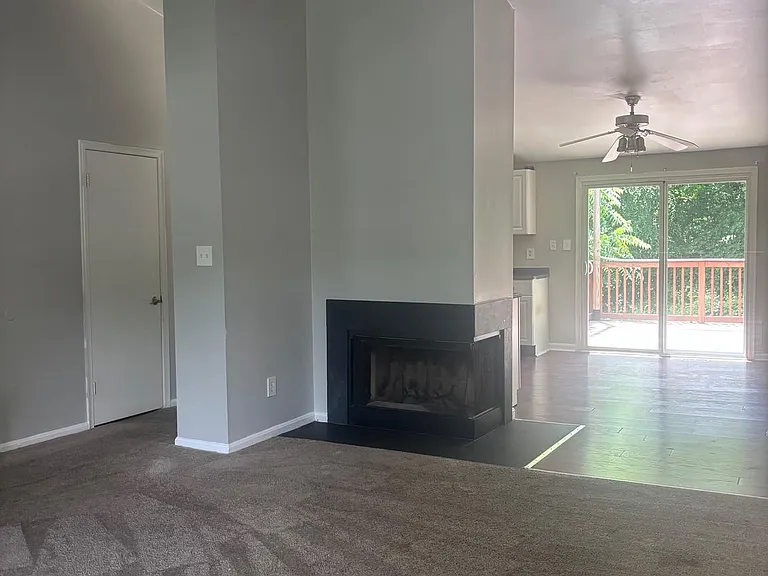 522 Brighton Pl — Photo 2