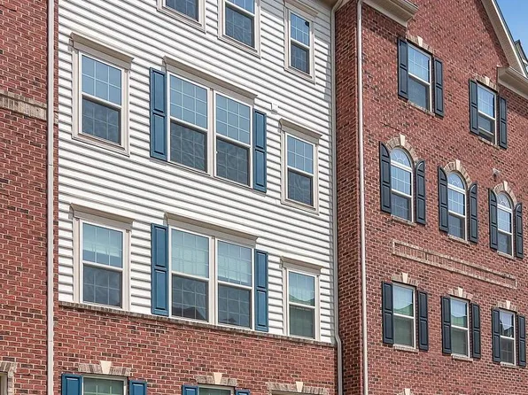 6462 Walcott Ln, Frederick, MD 21703