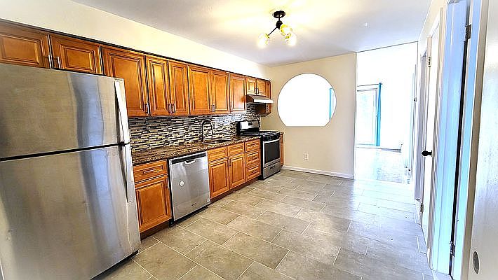 1st image of 170-20 Lithonia Ave #1M