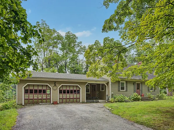 216 Southampton Rd, Westhampton, MA 01027
