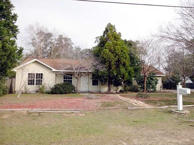 1st image of 300 Nathey Ave