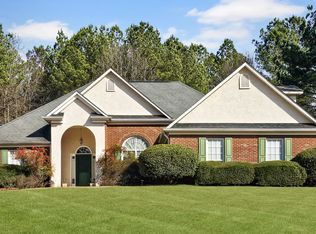 305 Surrey Park Dr, Fayetteville, GA 30215