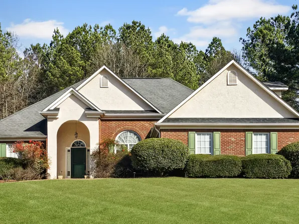 305 Surrey Park Dr, Fayetteville, GA 30215