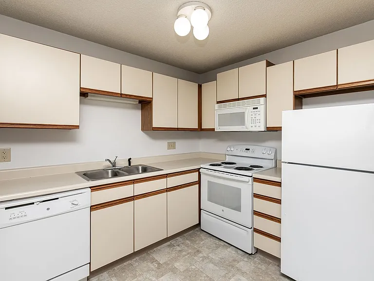 Beaver & Adams Senior Apartments — Photo 9