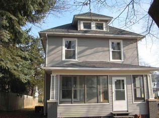 1923 Myrtle St, Davenport, IA 52804