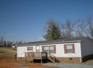 1356 Airpoet Rhodhiss Rd, Hickory, NC 28601