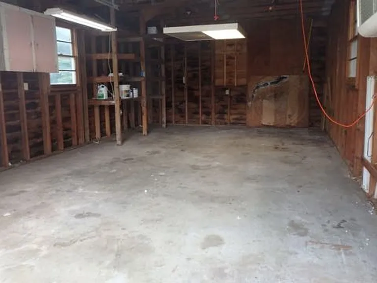 1503 W Ash St — Photo 35