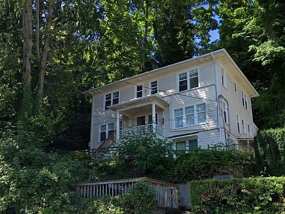 2nd image of 4755 22nd Ave NE #4