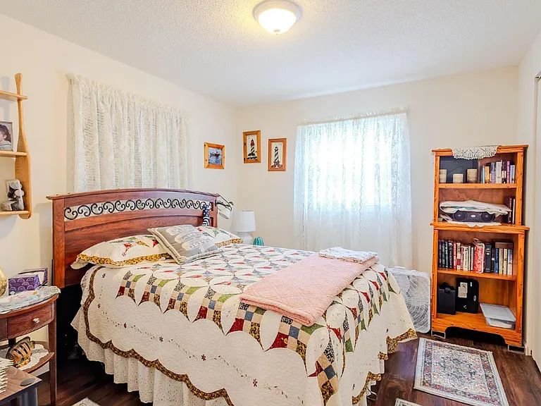 2406 Hill Ave #4 — Photo 17