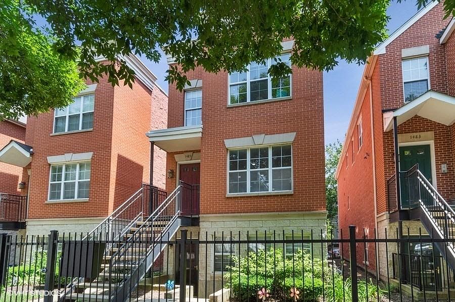 1st image of 1485 N Larrabee St
