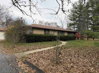 18W308 Sidney Ave, Villa Park, IL 60181