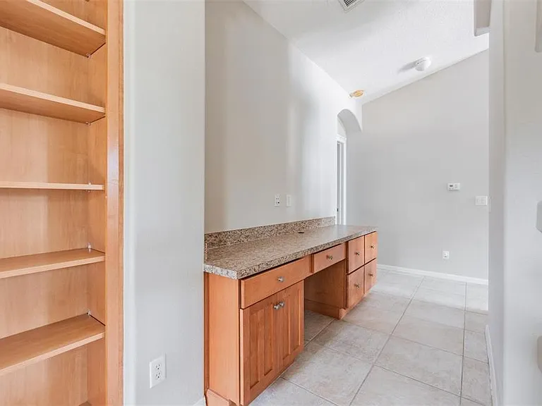 6008 Fishhawk Crossing Blvd #6008 — Photo 22
