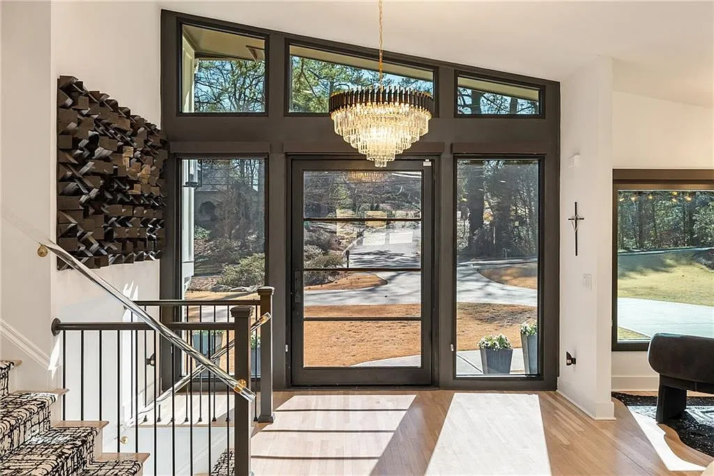 4 bed, 3.0 bath, 3400 sqft, $7,500 — Photo 4