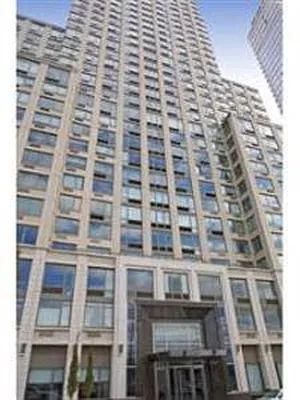 Sold by Douglas Elliman | media 21