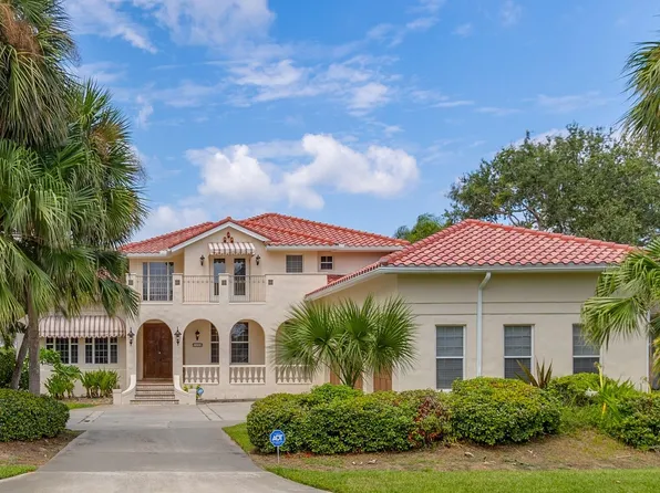 1630 Pine St, Melbourne Beach, FL 32951