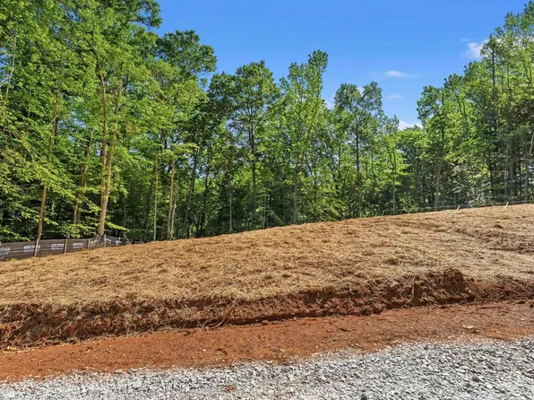 112 N Silver Lake Dr, Taylors, SC 29687