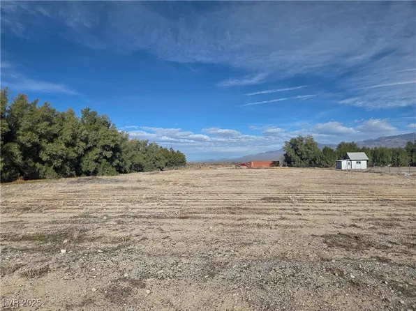 680 W Janet Ln, Pahrump, NV 89060