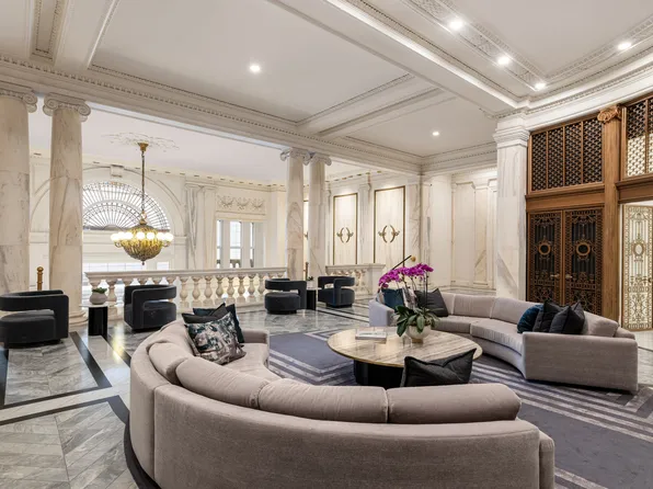 108 Leonard Street image 12 of 19