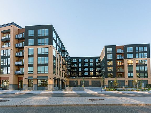 4th image of 253 Kellogg Blvd W #3955352
