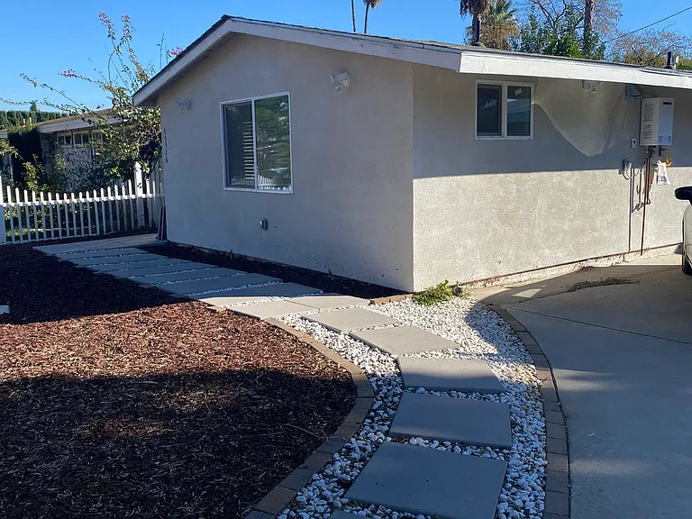 15526 Donmetz St — Photo 7