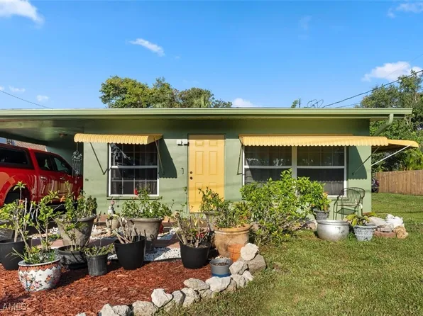 1154 4th Way, North Fort Myers, FL 33903