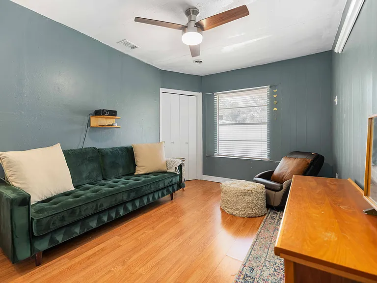 5126 Meadow Creek Dr — Photo 21