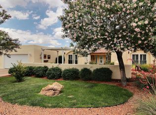 1535 Wagon Train Dr SE, Albuquerque, NM 87123