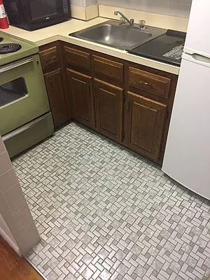 Rented by Metroline Realty | media 30