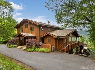 323 Lucky Ln, Clyde, NC 28721