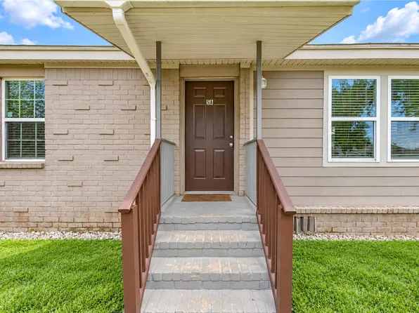 5 Carol Ct #B, Brookshire, TX 77423