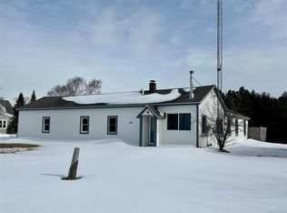 38030 Michigan Ave, Beaver Island, MI 49782