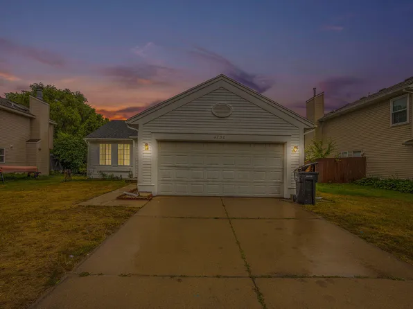 4750 Raintree Dr SE, Kentwood, MI 49512