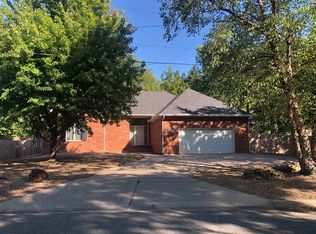 1900 Terrace Dr, Newton, KS 67114