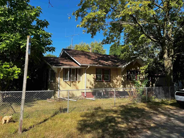 543 Sumner St, Waterloo, IA 50703