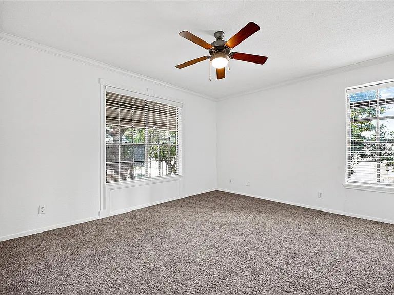 2700 Revere St #112 — Photo 24