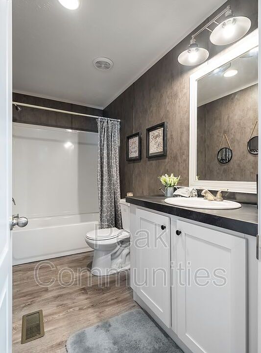 1st image of 601 James St #34