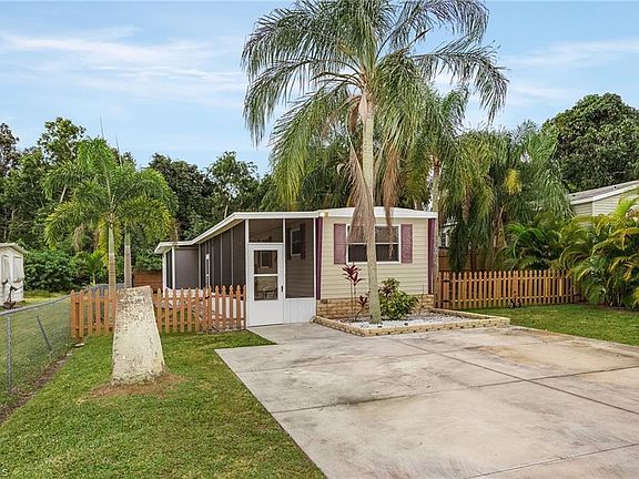 2nd image of 5469 Rainbow Dr