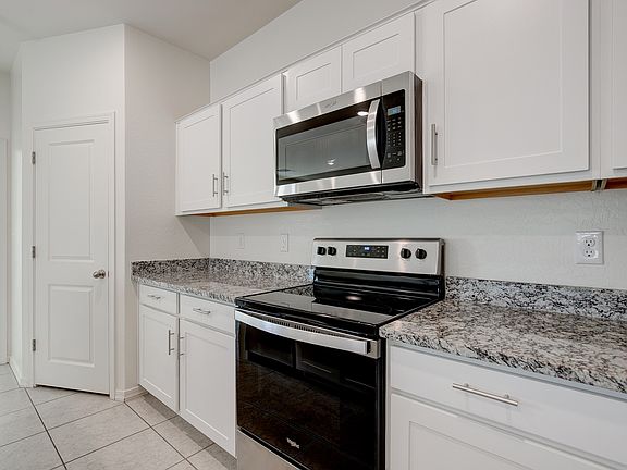 5th image of 10950 N 165th Ave
