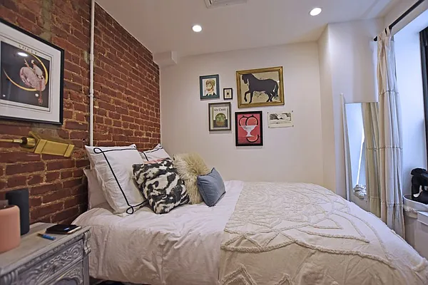 Rented by REAL New York | media 15