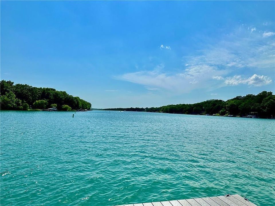 1st image of 6 Misty Ln