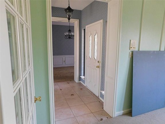 3rd image of 725 Duvall Blvd