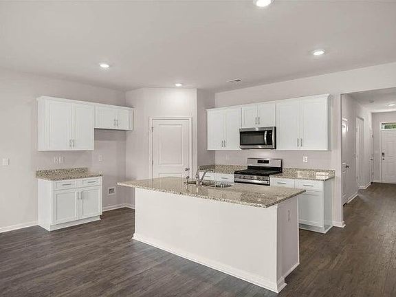 3rd image of 425 Prospector Court