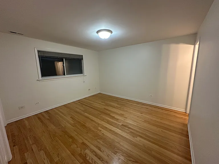 5543 N Campbell Ave #3C — Photo 6