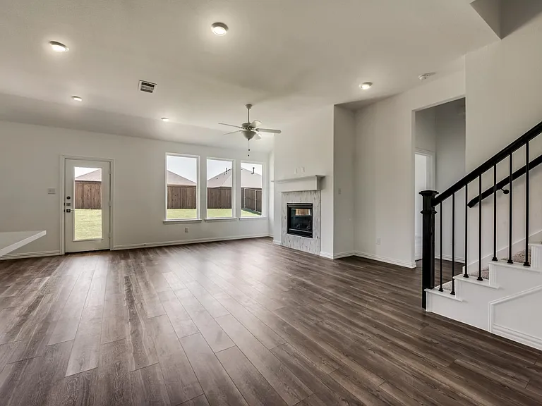 1820 Purtis Creek Dr — Photo 20